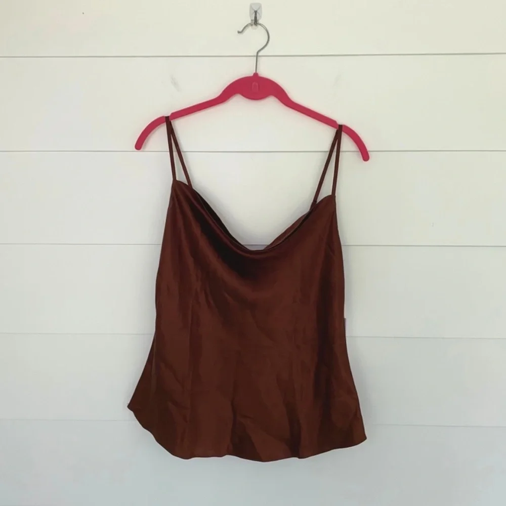 Reformation 100% Silk Sammi Top Chestnut Medium - Picture 6 of 8